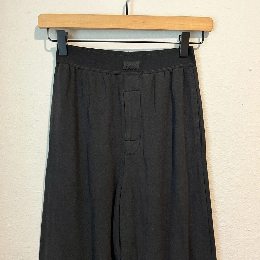 SKIMS Boyfriend Loose Lounge Pants ONYX Size XXS Modal Cotton Spandex Blend